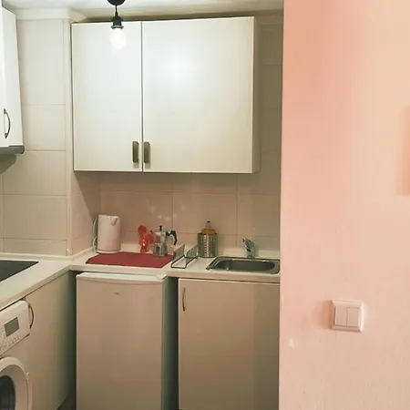 By Avenida Da Liberdade Lisboa